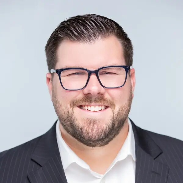 Blake Hunter, broker